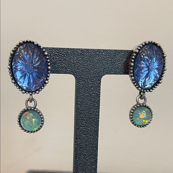 Avon Jewelry - Vintage Avon Molded Blue Lucite & Faux Opal Drop Earrings (Pierced)